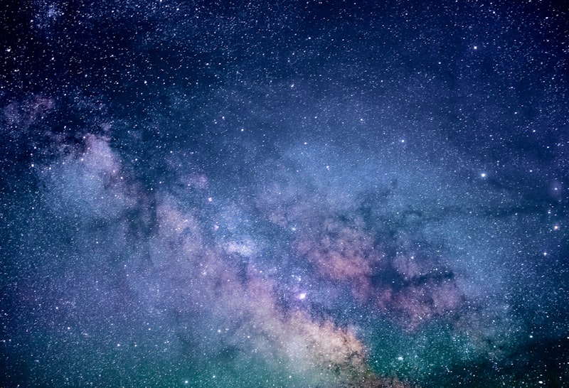 13 Facts About Gravity That Defy Common Sense
