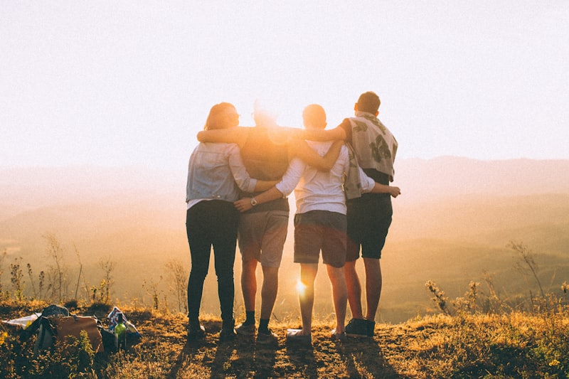21 Facts About Human Behavior That Make No Sense